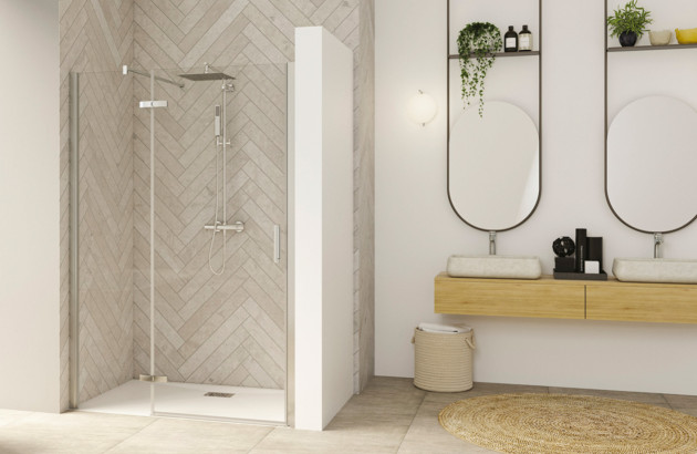 Salle de bains beige moderne avec douche italienne 