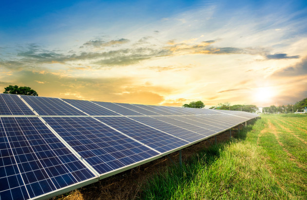 Groupe électrogène solaire : fonctionnement & critères de choix