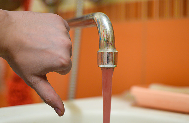 Ne laissez pas votre robinet-mitigeur gaspiller l'eau chaude ! – Familles  Des Branchés