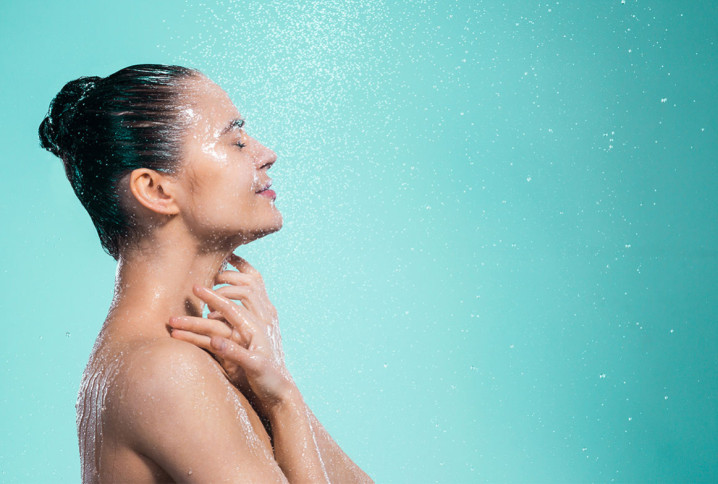 Traitement de l'eau pour une peau et des cheveux plus sains