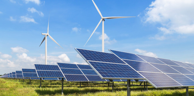 Ferme photovoltaïque et éolienne