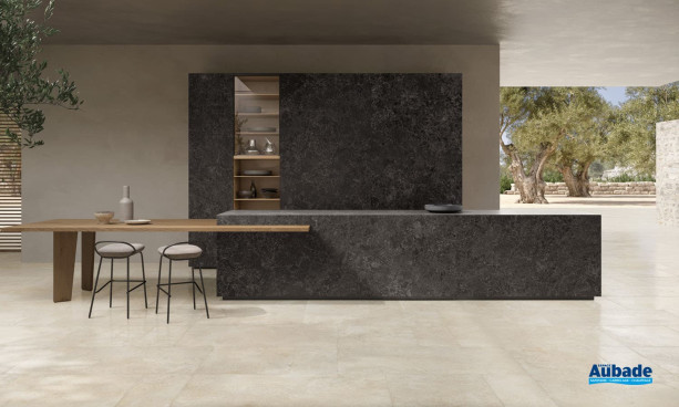 Collection Limestone par Ceramiche Piemme en coloris Italian white et Belgium Black