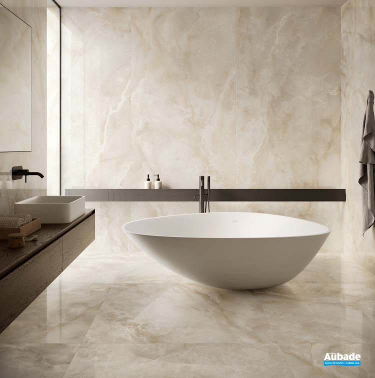 Carrelage Majestic Onyx par Ceramiche Piemme format 60 x 120 cm en coloris Crystal beige